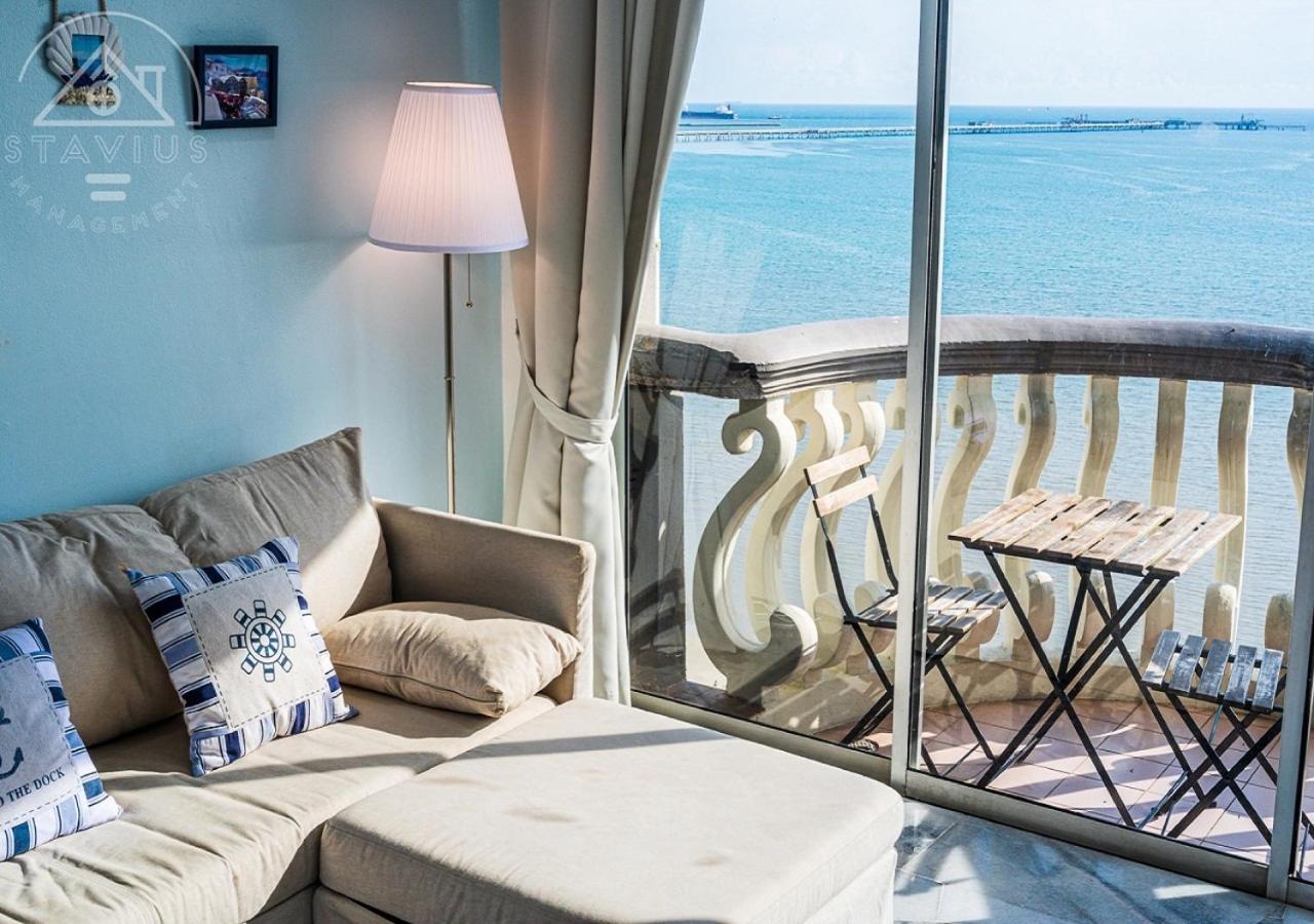 Port Dickson 10Pax 3Br Glory Beach Resort Seaview Dış mekan fotoğraf